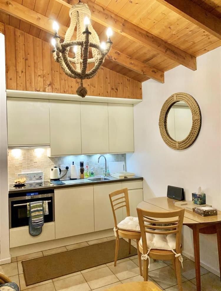 Apartamento Harbour Haven: Spectacular Views Porthmadog Exterior foto
