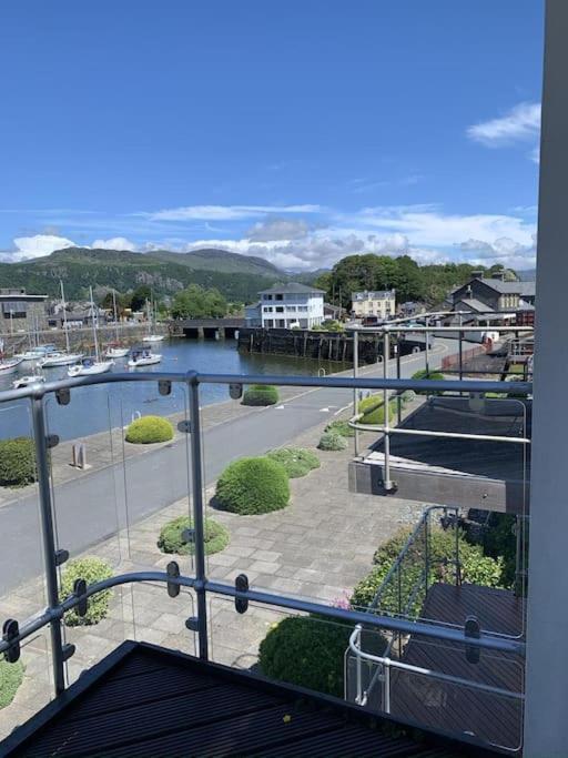 Apartamento Harbour Haven: Spectacular Views Porthmadog Exterior foto